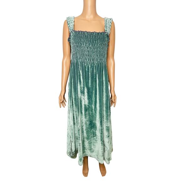 Free People NWT Camille Velvet Midi Dress size Medium Smocked Sapphire - Picture 3 of 11